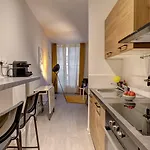 587 Stuart - Superb In *